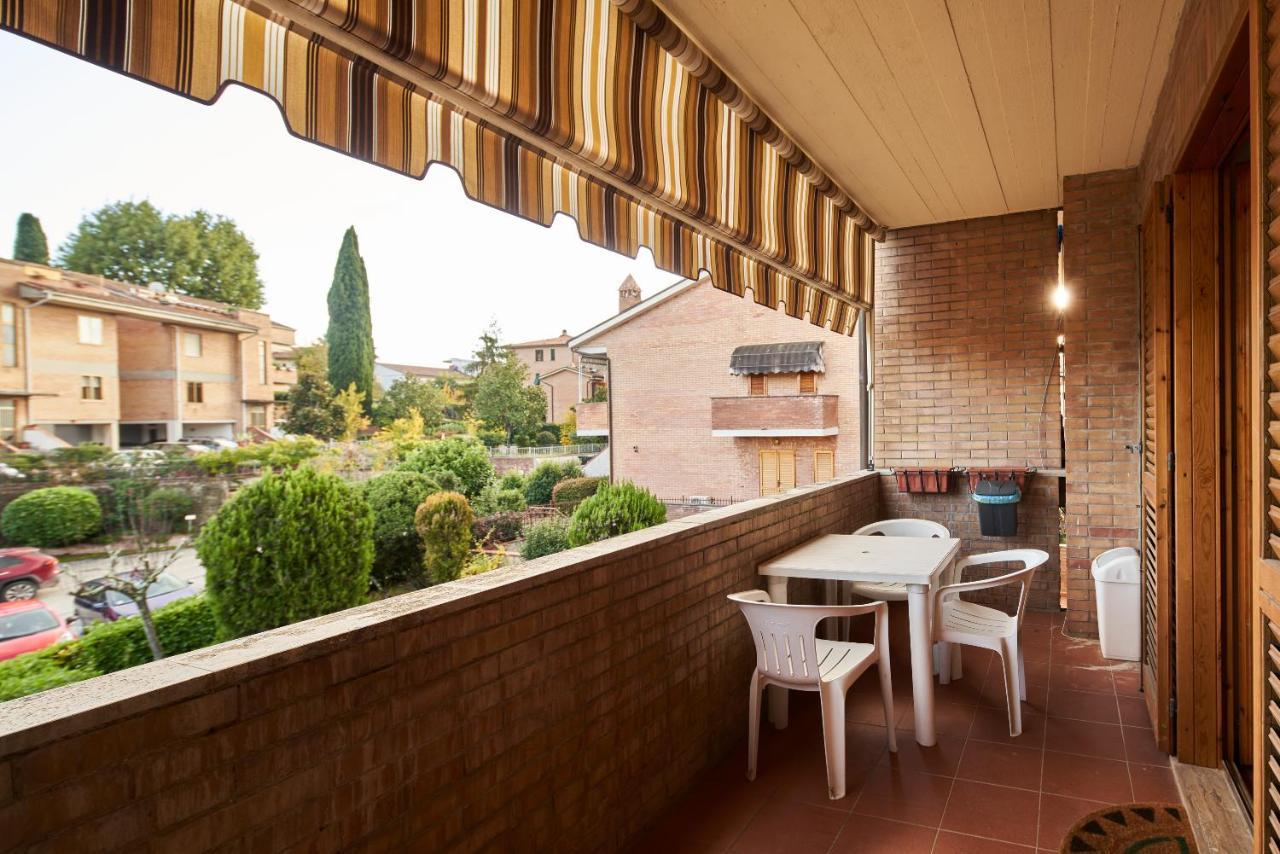 Little Brick House On Siena Hills With Balconies Leilighet Eksteriør bilde